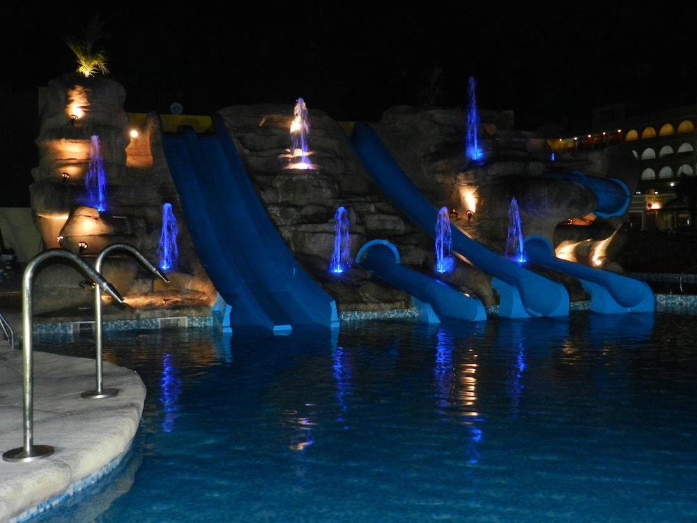Mediterraneo Bay Hotel & Resort Roquetas de Mar Dış mekan fotoğraf